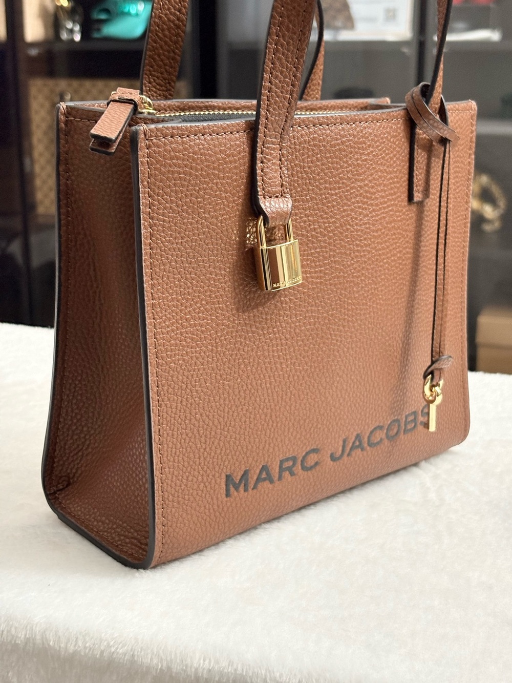 Marc Jacobs Mini Grind Leather Tote – Carmel - Picture 3 of 13